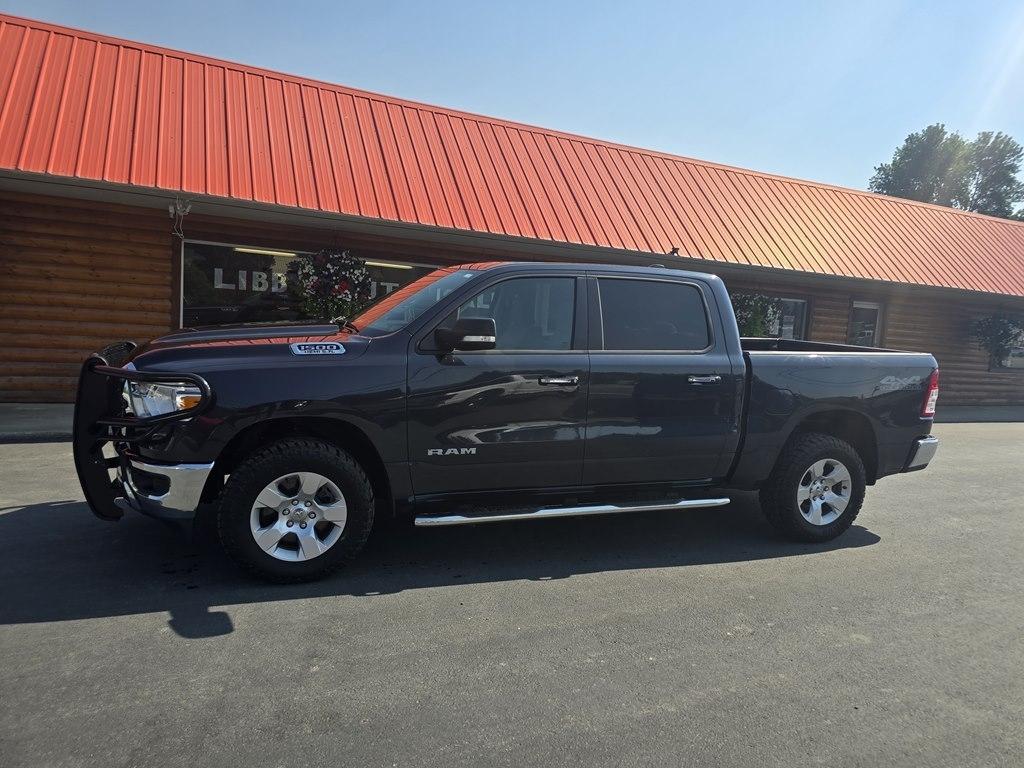 2020 RAM 1500 Big Horn 4x4 Crew Cab 5'7" Box
