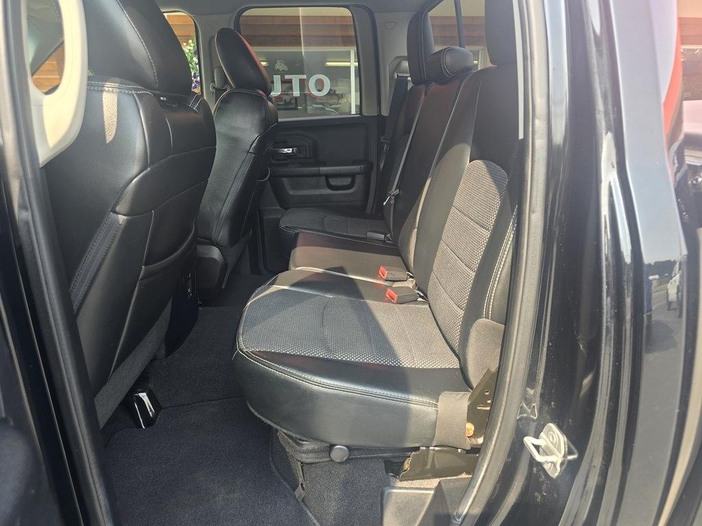 RAM 1500 4WD Quad Cab 140.5" Sport 2013