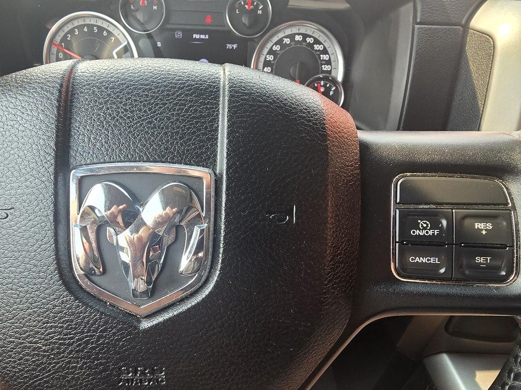 RAM 1500 4WD Quad Cab 140.5" Sport 2013