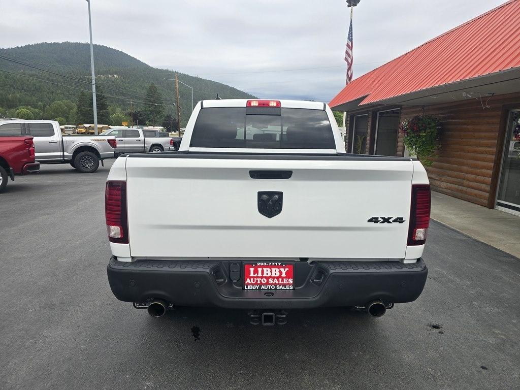 RAM 1500 Classic Warlock 4x4 Crew Cab 5'7" Box 2019