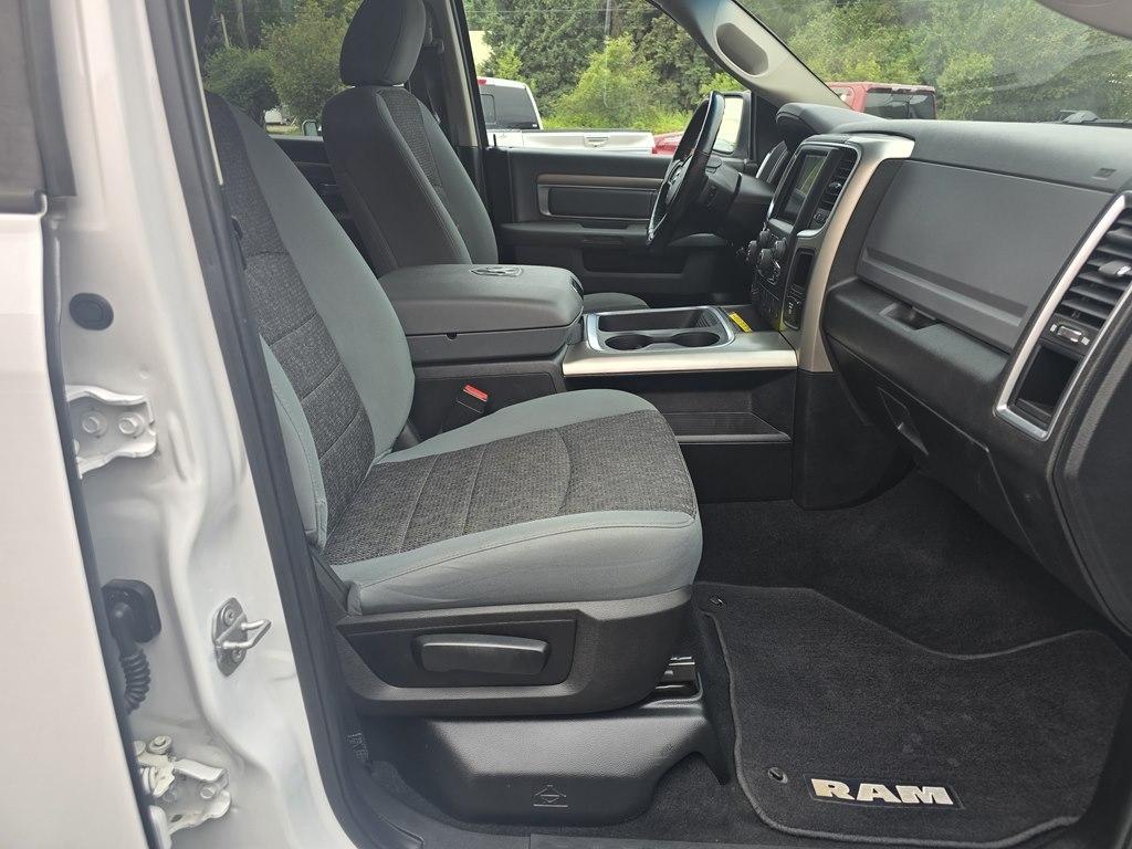 RAM 1500 Classic Warlock 4x4 Crew Cab 5'7" Box 2019