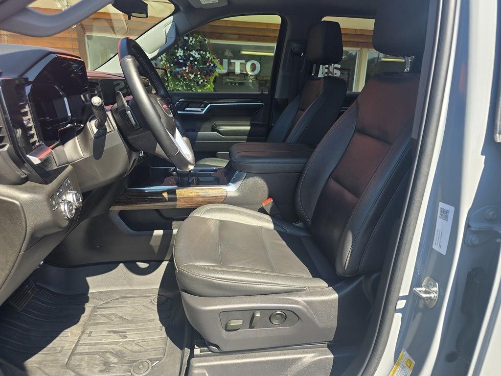 GMC Sierra 1500 4WD Crew Cab 157" Elevation 2024