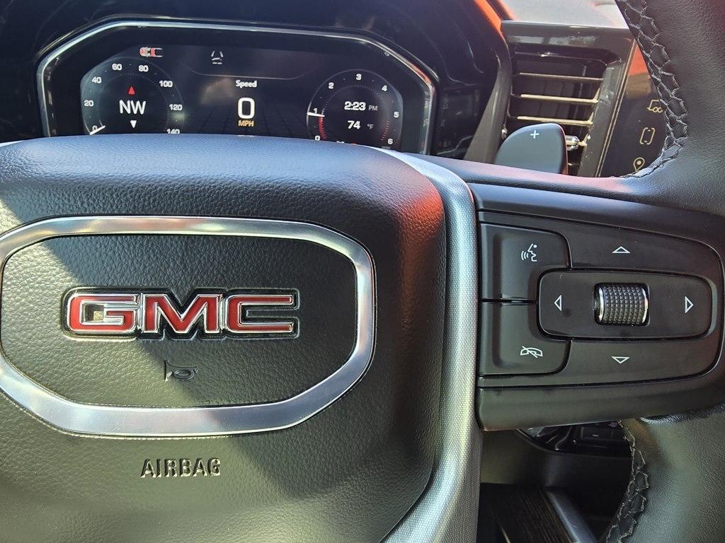 GMC Sierra 1500 4WD Crew Cab 157" Elevation 2024