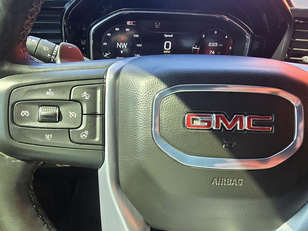 GMC Sierra 1500 4WD Crew Cab 157" Elevation 2024