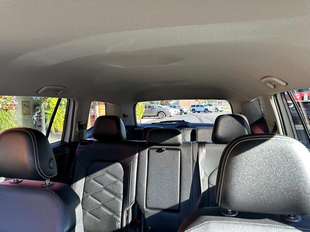 Volkswagen Atlas 2.0T SE w/Technology 4MOTION 2025