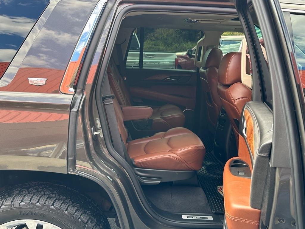 Cadillac Escalade 4WD 4dr Premium Luxury 2020