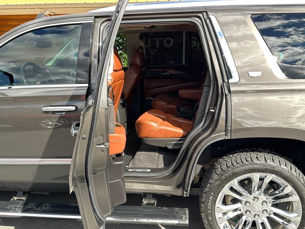 Cadillac Escalade 4WD 4dr Premium Luxury 2020