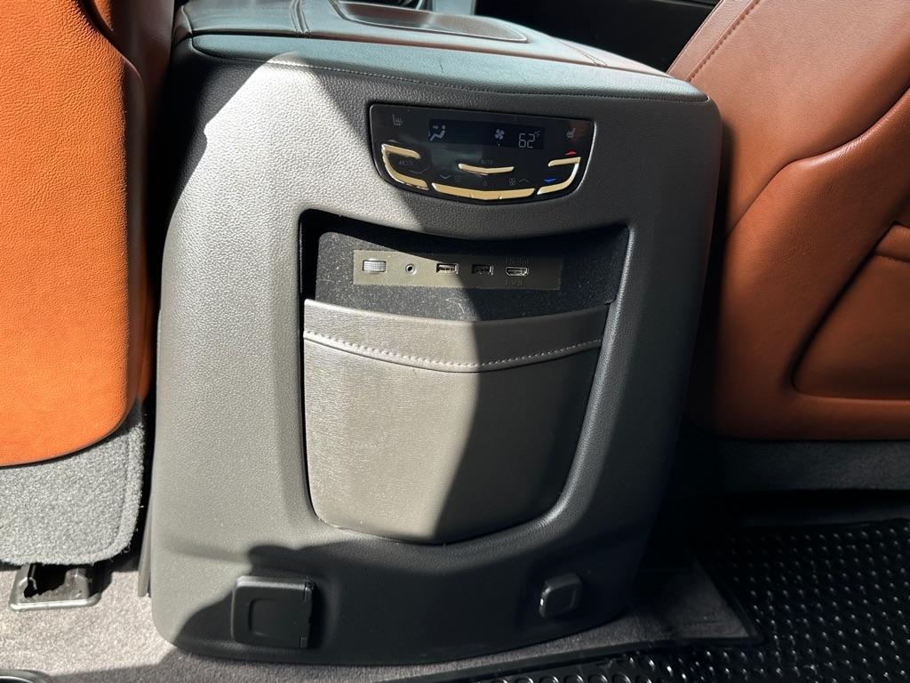 Cadillac Escalade 4WD 4dr Premium Luxury 2020