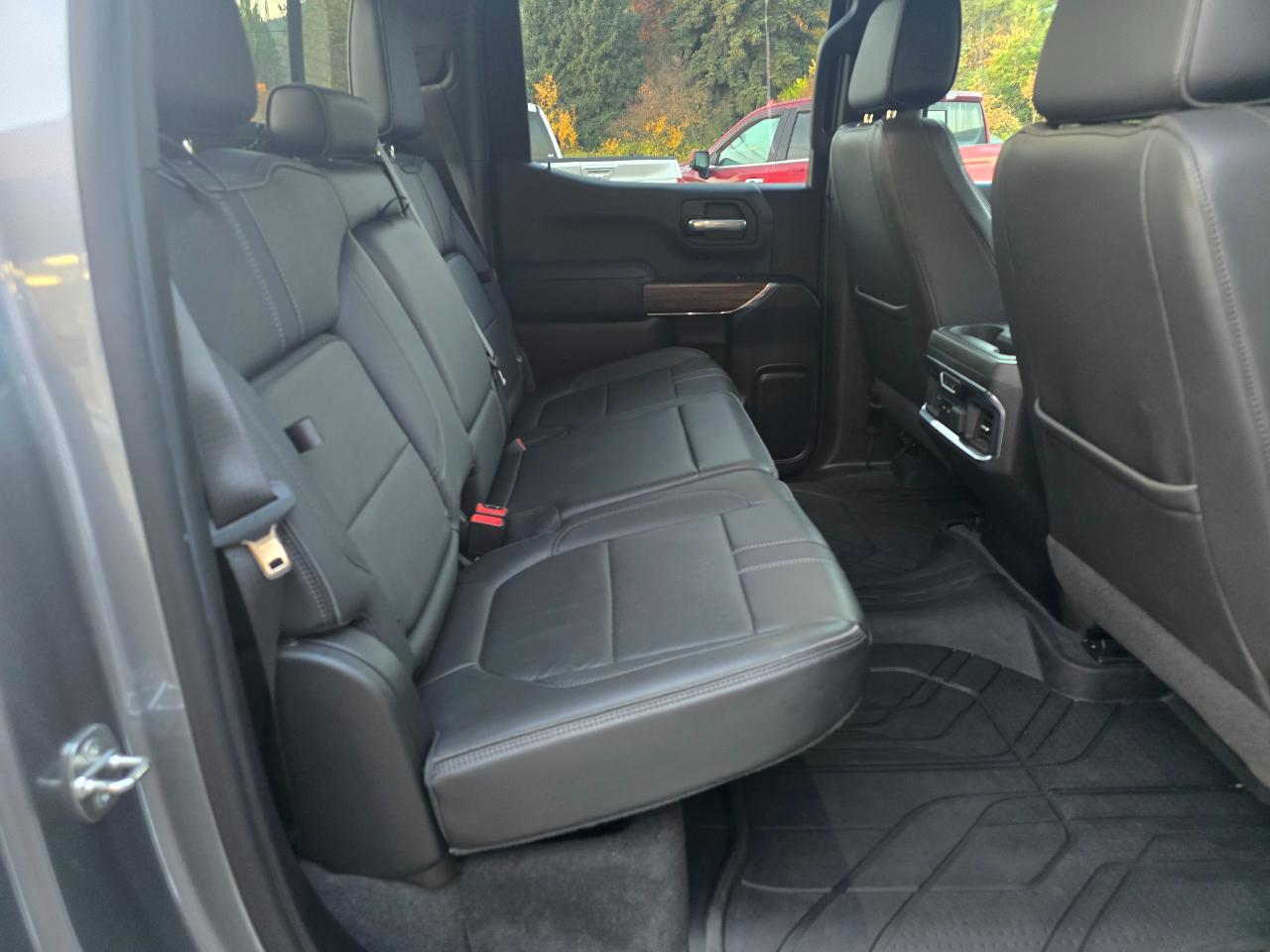 Chevrolet Silverado 1500 High Country Crew Cab Short Box 4WD 2021