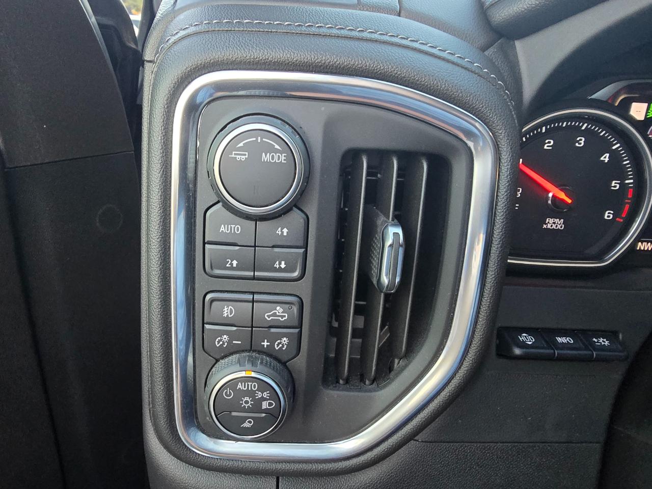 Chevrolet Silverado 1500 High Country Crew Cab Short Box 4WD 2021