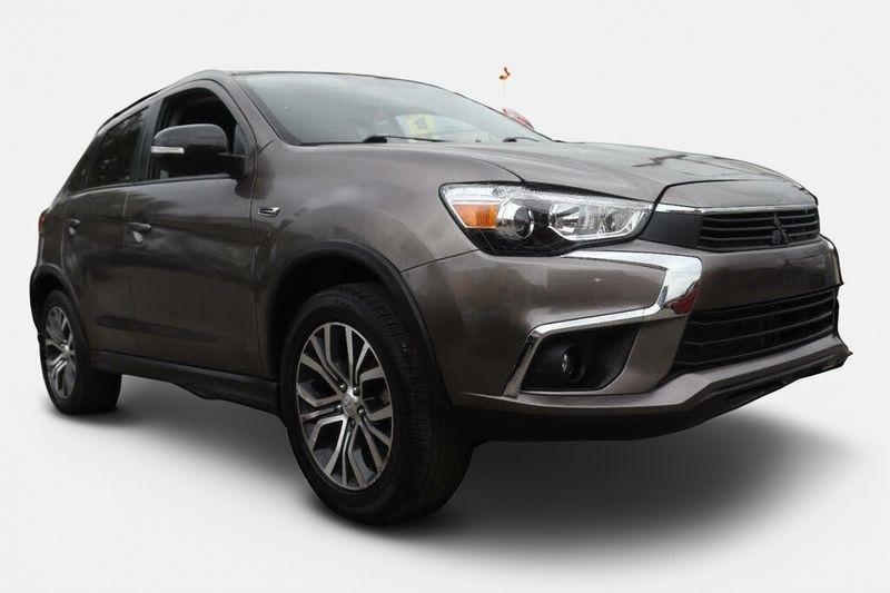 Mitsubishi Outlander Sport 2.0 ES 5M 2018