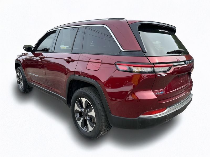 Jeep Grand Cherokee 4xe Base 2023 Jeep Grand Cherokee 4xe Base 2023