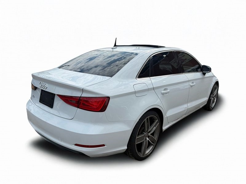 Audi A3 1.8T Premium FWD S tronic 2015 Audi A3 1.8T Premium FWD S tronic 2015