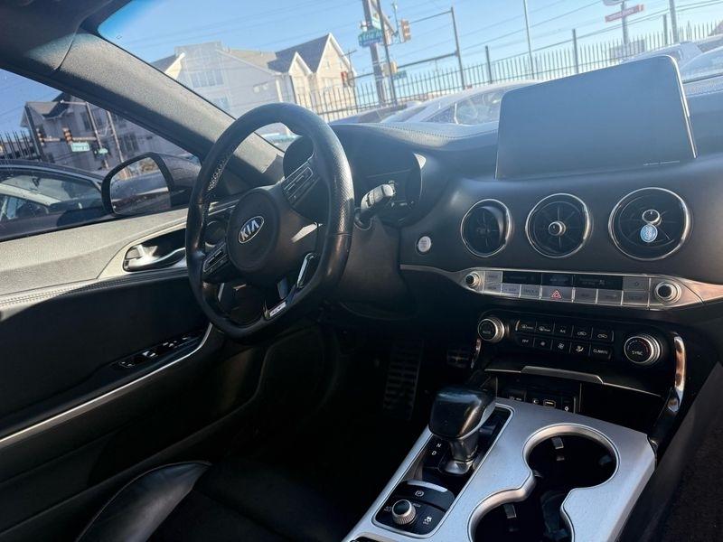 Kia Stinger GT2 AWD 2018