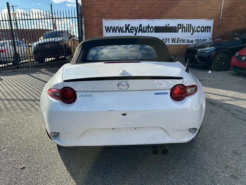 Mazda MX-5 Miata Club 6AT 2020
