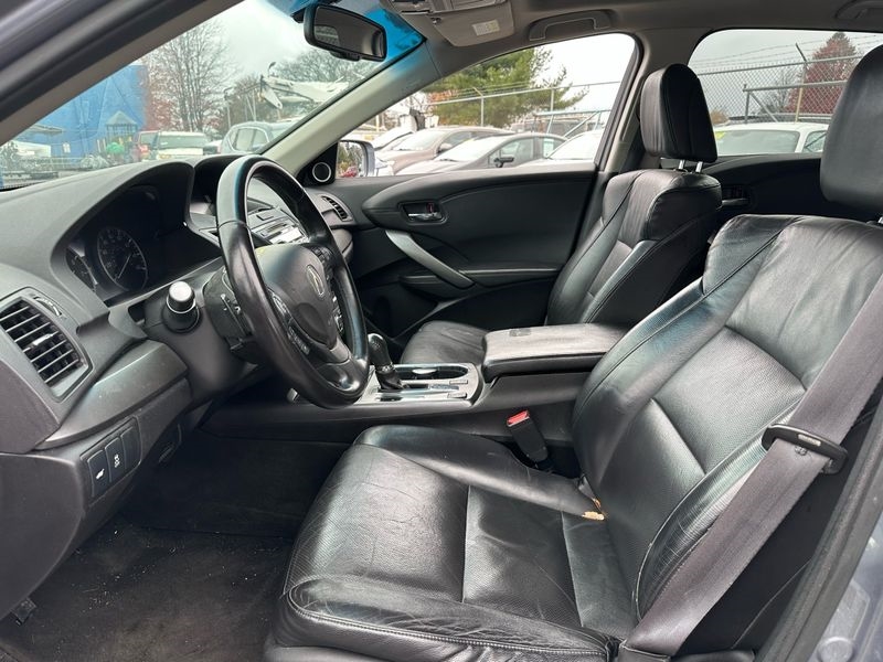 Acura RDX 6-Spd AT AWD w/ Technology Package 2013