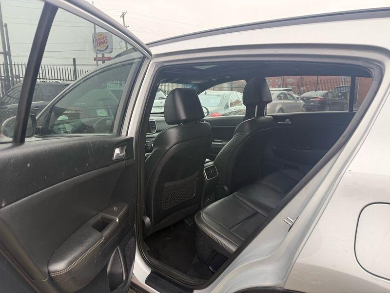 Kia Sportage S FWD 2021