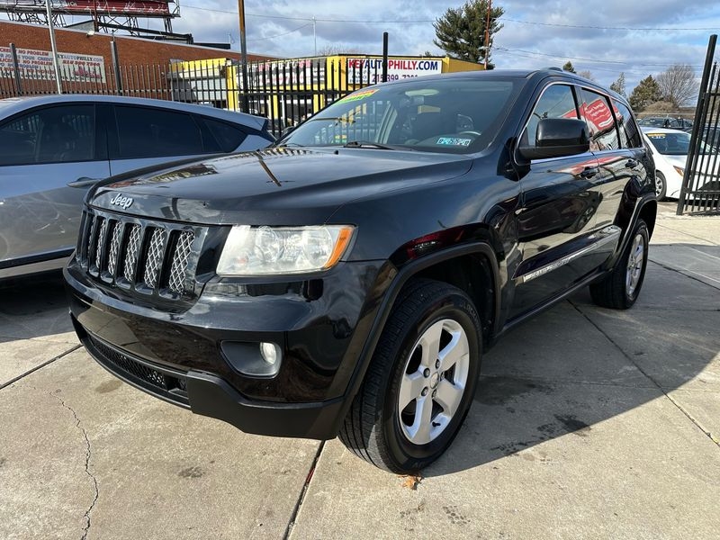 2012 Jeep Grand Cherokee Laredo's photo