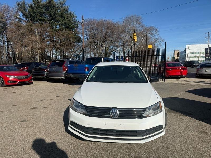 Volkswagen Jetta SE 6A 2015
