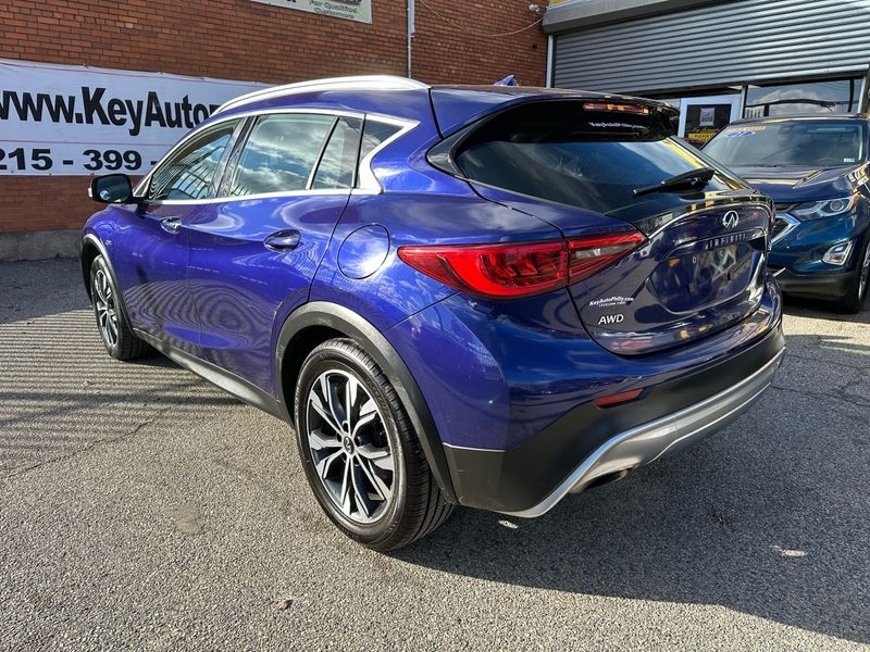 Infiniti QX30 Luxury AWD 2018