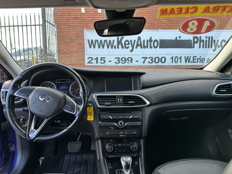 Infiniti QX30 Luxury AWD 2018