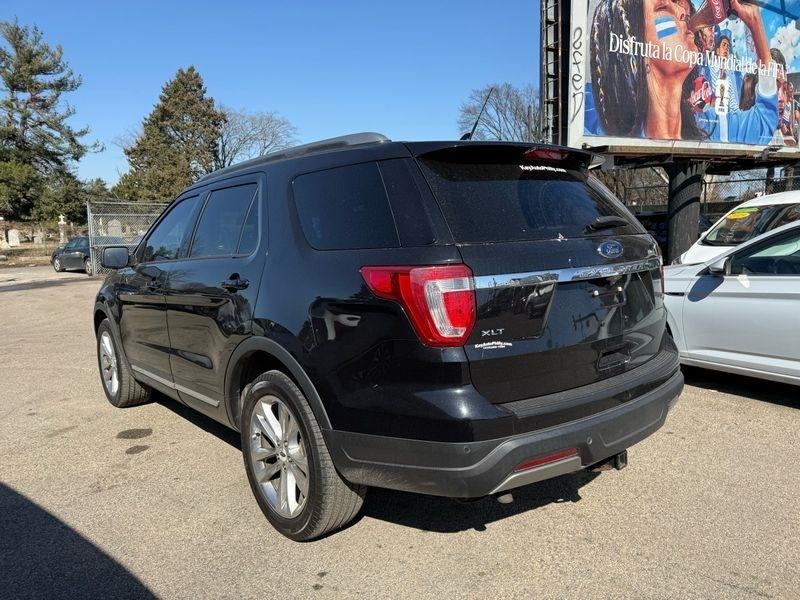 Ford Explorer XLT 4WD 2019