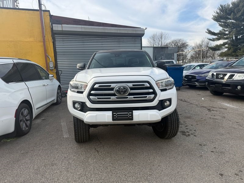 Toyota Tacoma Limited Double Cab V6 6AT 4WD 2018