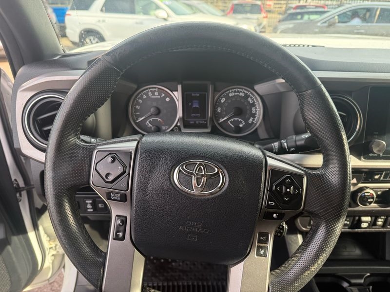 Toyota Tacoma Limited Double Cab V6 6AT 4WD 2018