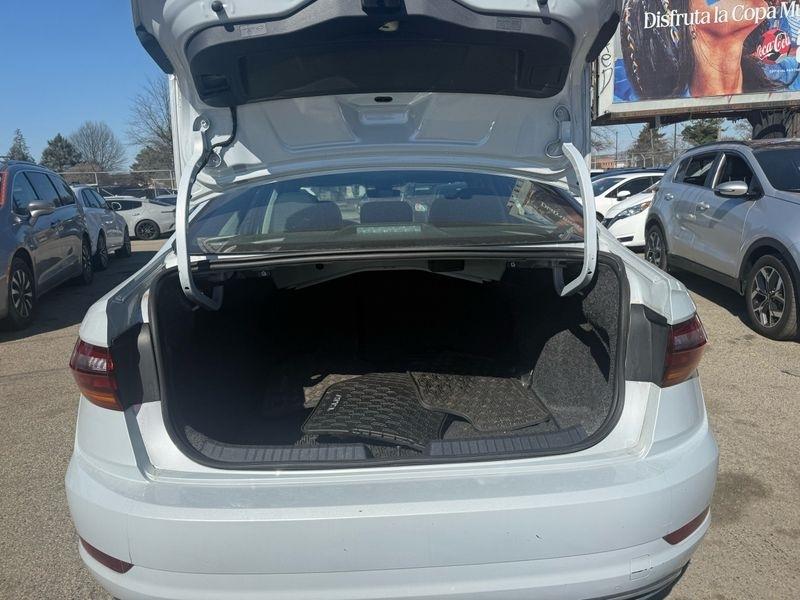 Volkswagen Jetta 1.4T SEL Premium 8A 2019