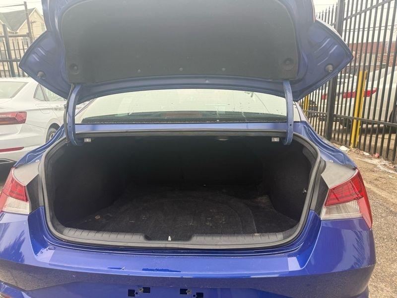 Hyundai Elantra SEL 2022