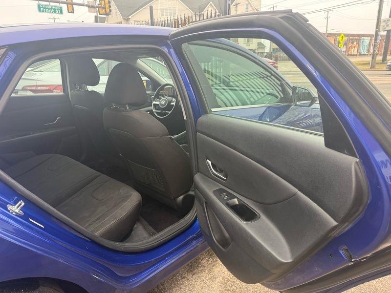 Hyundai Elantra SEL 2022