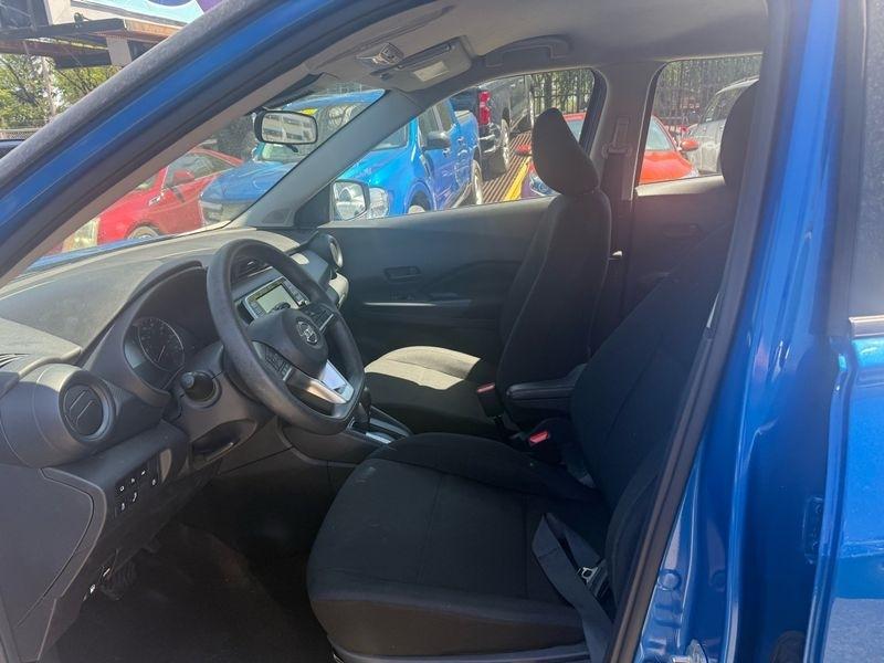 Nissan Kicks S 2025