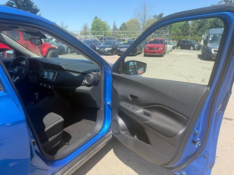 Nissan Kicks S 2025