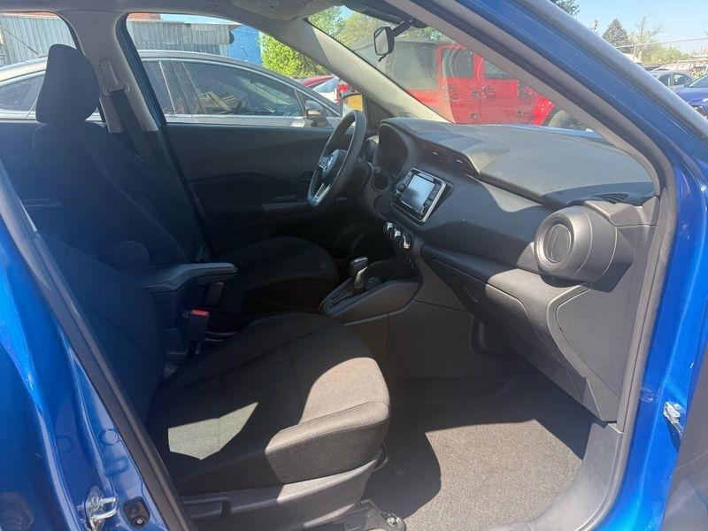 Nissan Kicks S 2025