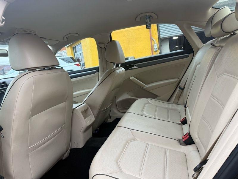 Volkswagen Passat R-Line 2017