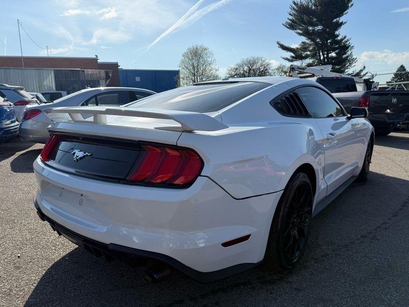 Ford Mustang EcoBoost Coupe 2019