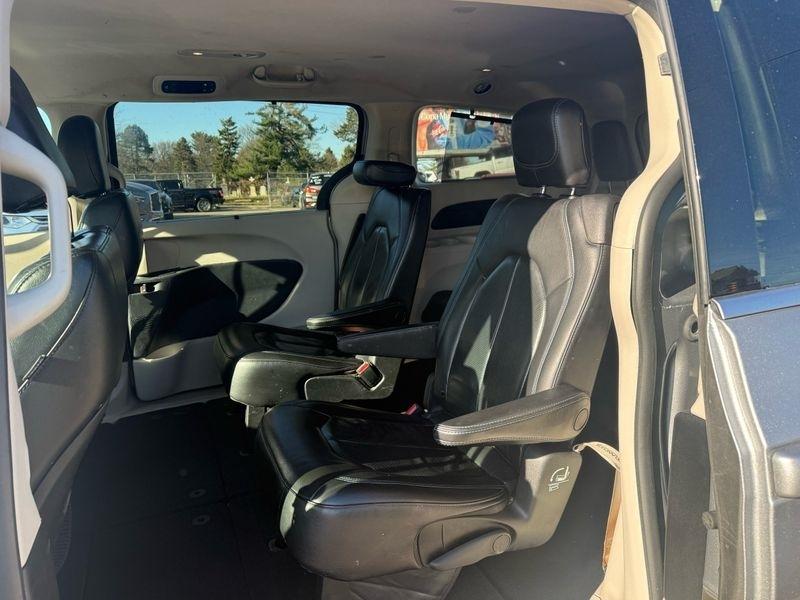 Chrysler Pacifica Touring-L 2021