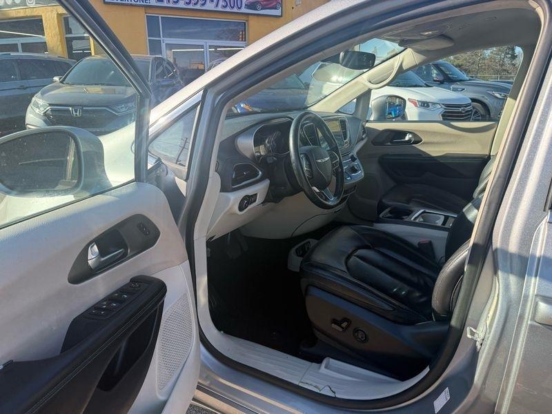 Chrysler Pacifica Touring-L 2021