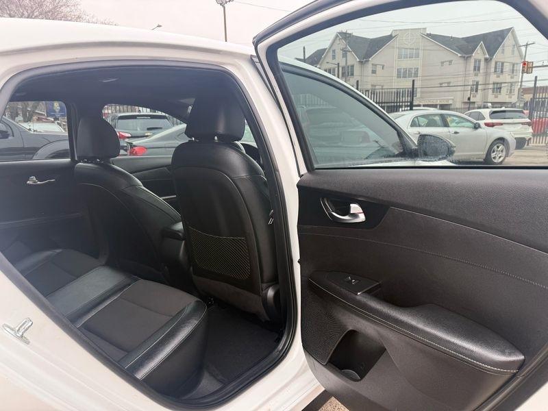 Kia Forte GT-Line 2021