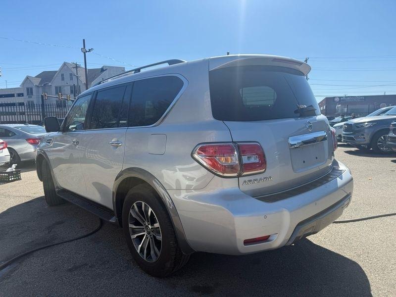 Nissan Armada  2020
