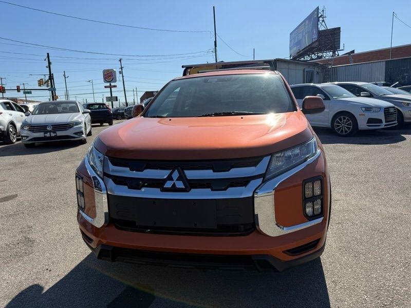 Mitsubishi Outlander Sport  2021