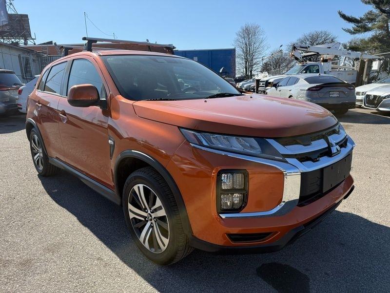 Mitsubishi Outlander Sport  2021