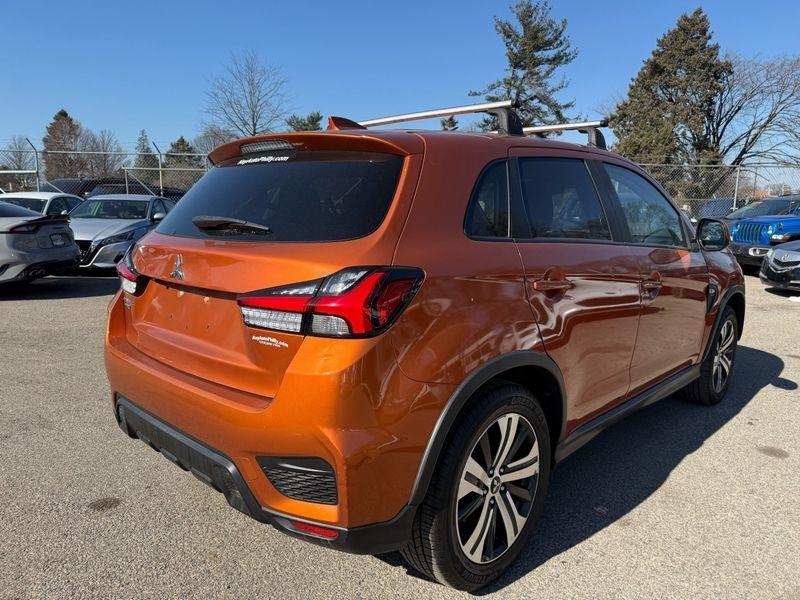Mitsubishi Outlander Sport  2021
