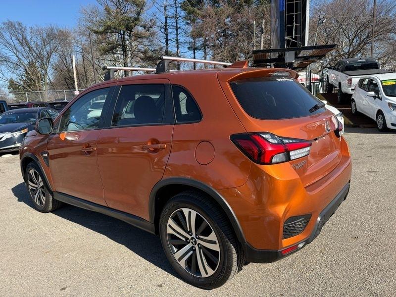 Mitsubishi Outlander Sport  2021