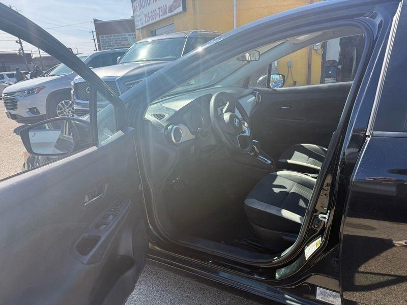 Nissan Versa SV 2021