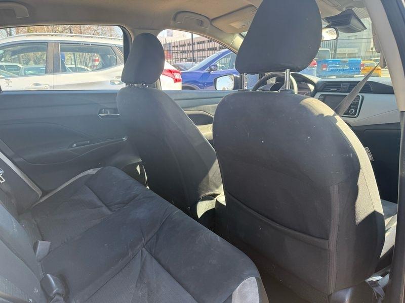 Nissan Versa SV 2021