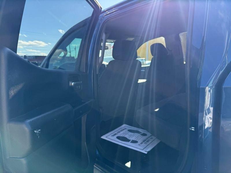 Chevrolet Silverado 1500 Limited Custom Crew Cab Short Box 2WD 2022