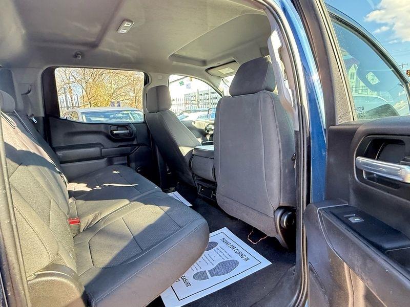 Chevrolet Silverado 1500 Limited Custom Crew Cab Short Box 2WD 2022