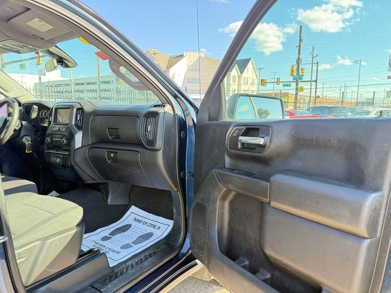 Chevrolet Silverado 1500 Limited Custom Crew Cab Short Box 2WD 2022