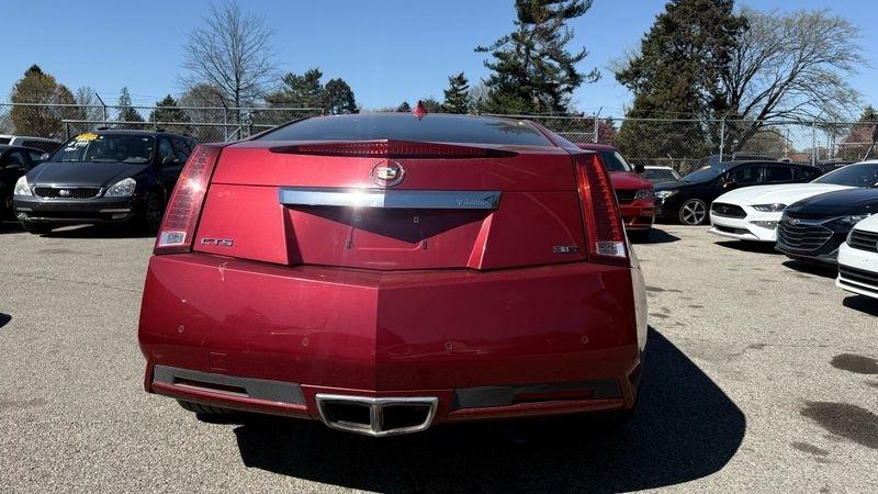 Cadillac CTS Performance Coupe w/ Navigation 2011